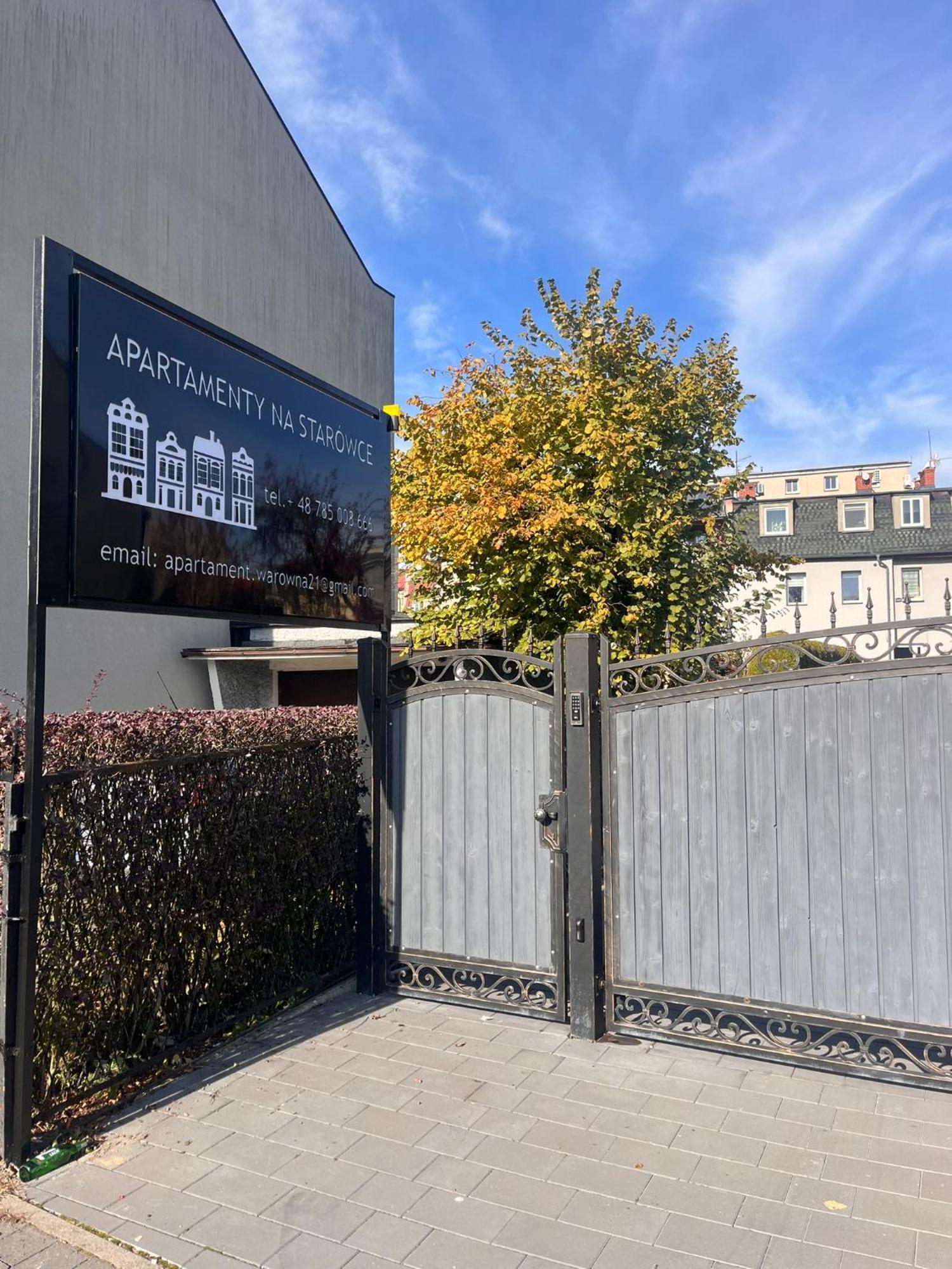 Apartament Na Starowce VII Pština Exteriér fotografie