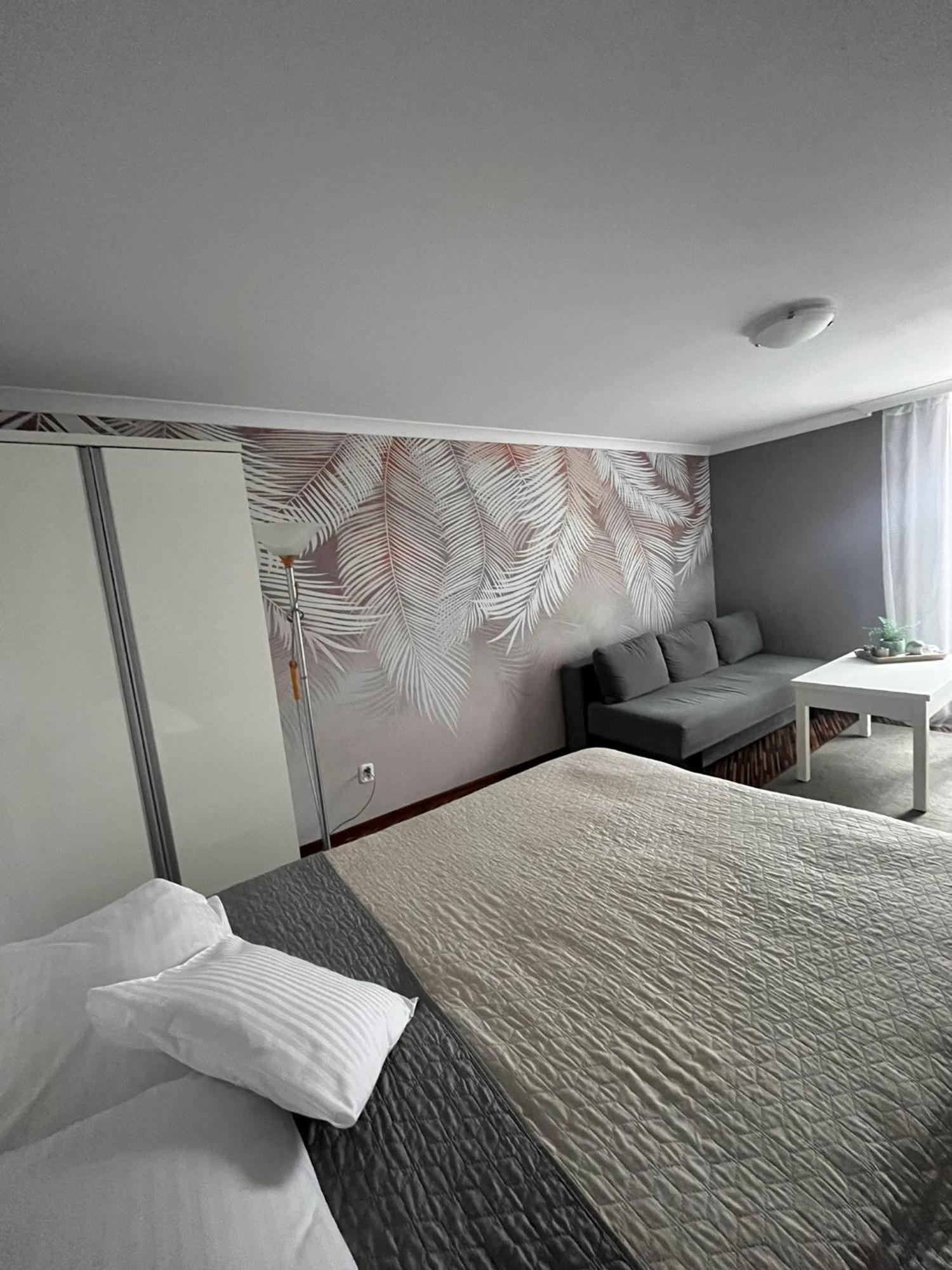 Apartament Na Starowce VII Pština Exteriér fotografie