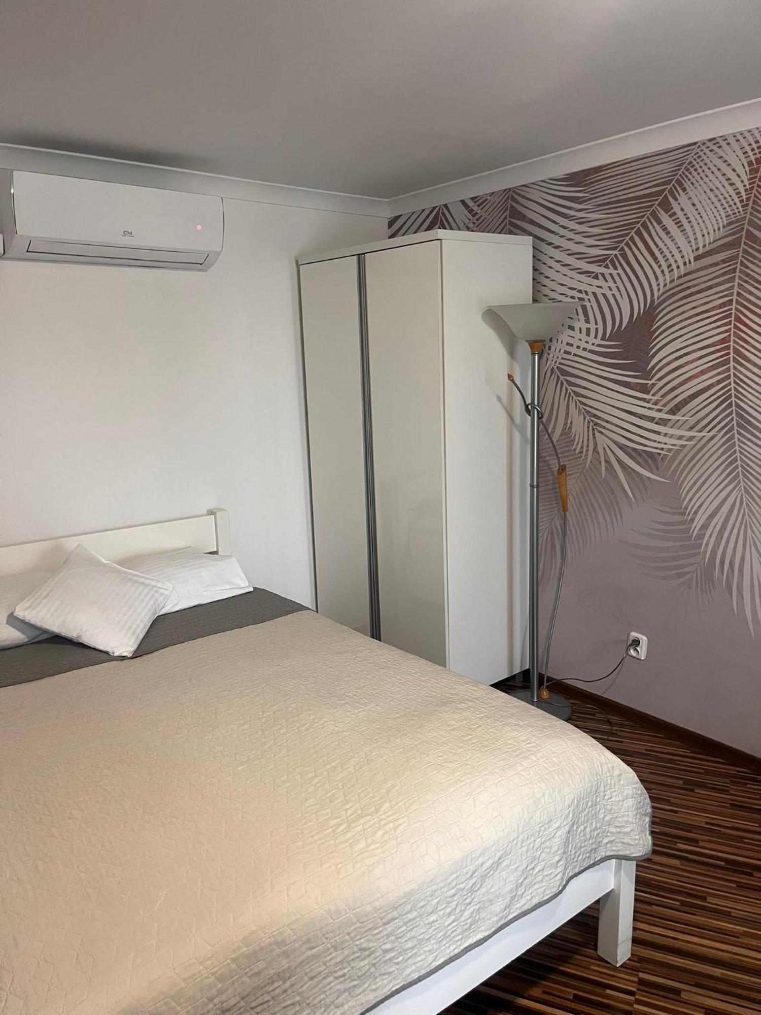Apartament Na Starowce VII Pština Exteriér fotografie
