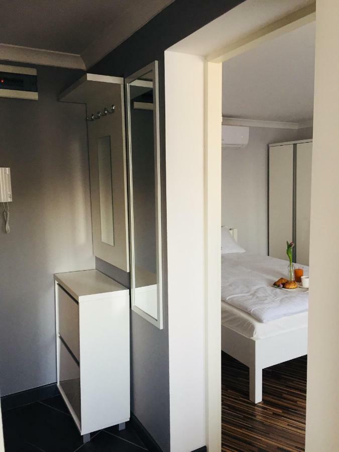 Apartament Na Starowce VII Pština Exteriér fotografie